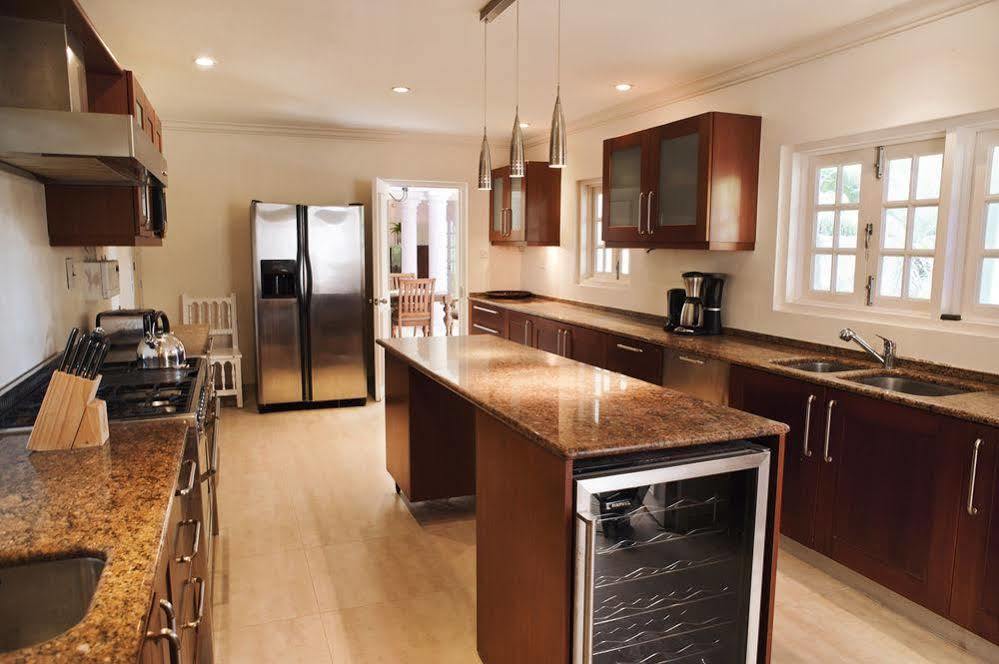 Green Monkey Villa Портерс Экстерьер фото